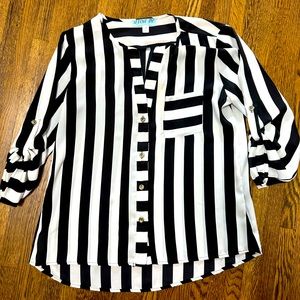 B/W Blouse